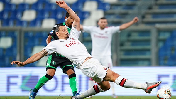 القنوات الناقلة لمباراة ميلان ضد أتلانتا اليوم الجولة 36 من الدوري الايطالي